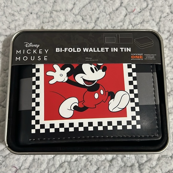 New in box Disney Mickey Mouse Bi- Fold Wallet in Tin - Picture 3 of 7